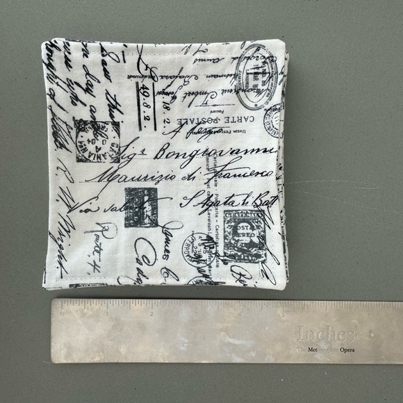 🍸 NWT Fabric Cocktail Napkin Set 🍸 - Picture 3 of 5